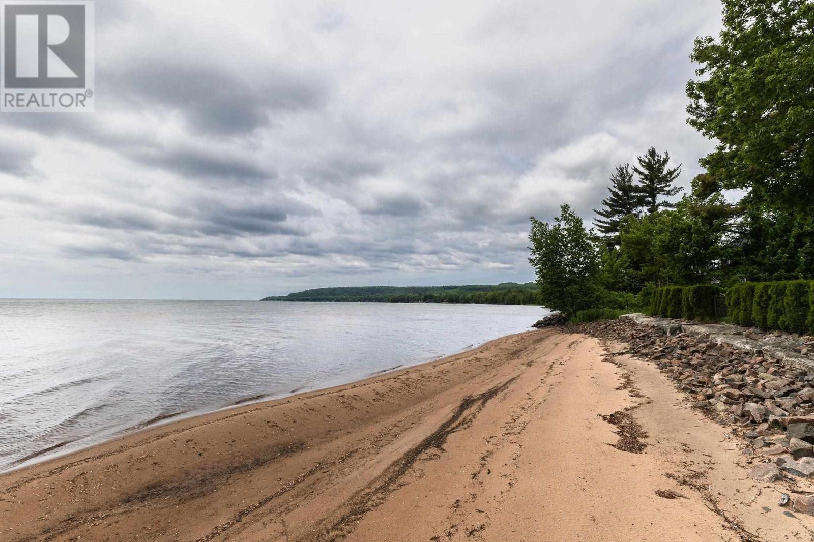 857 Sunnyside Beach Rd, Sault Ste. Marie, Ontario  P6A 6K4 - Photo 6 - SM252833