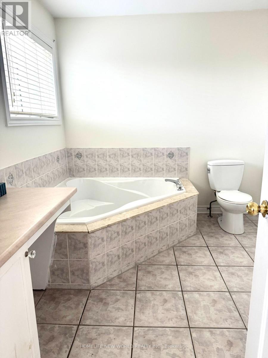 31 Moraine Drive, Vaughan, Ontario L4H 2E3 - Photo 10 - N12420405