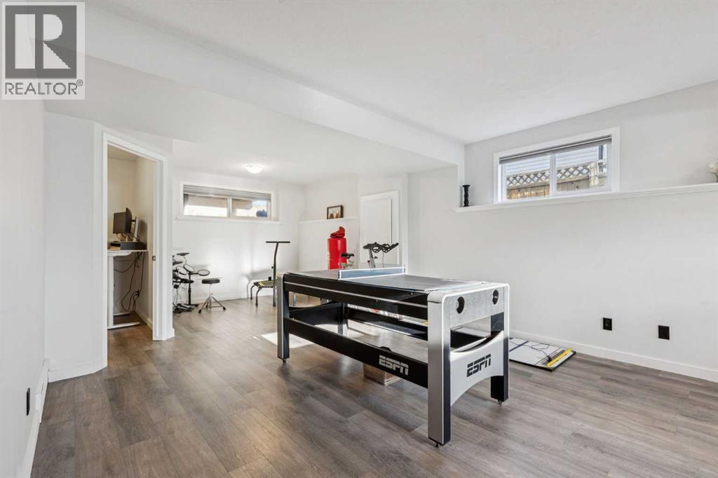 36 Riverview Drive, Cochrane, Alberta  T4C 1K1 - Photo 18 - A2271323