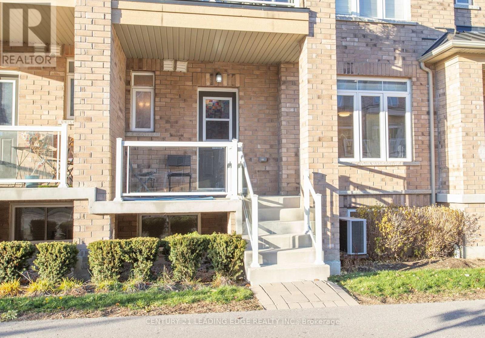 1762 Rex Heath Drive, Pickering, Ontario  L1X 0E6 - Photo 2 - E12569798