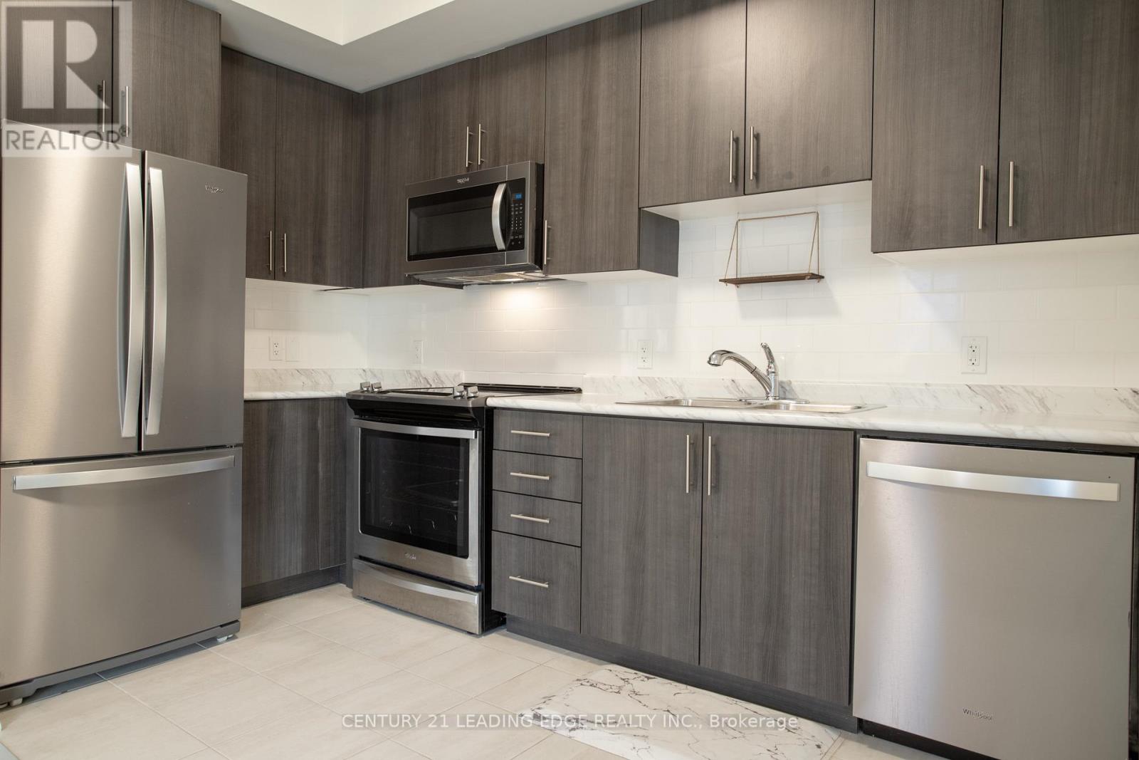 1762 Rex Heath Drive, Pickering, Ontario  L1X 0E6 - Photo 6 - E12569798