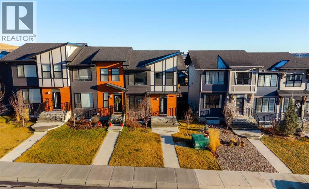 60 Precedence Way, Cochrane, Alberta  T4C 2T5 - Photo 4 - A2271587