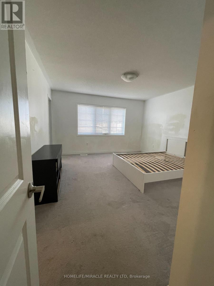 56 Circus Crescent, Brampton, Ontario  L7A 5E3 - Photo 15 - W12524556