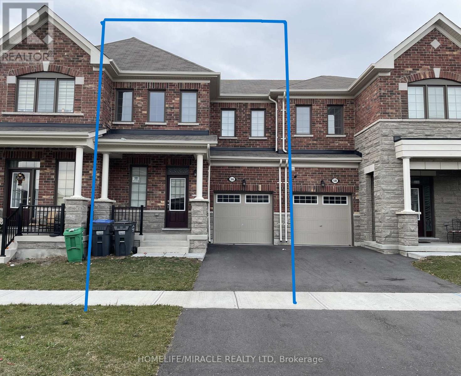 56 Circus Crescent, Brampton, Ontario  L7A 5E3 - Photo 2 - W12524556