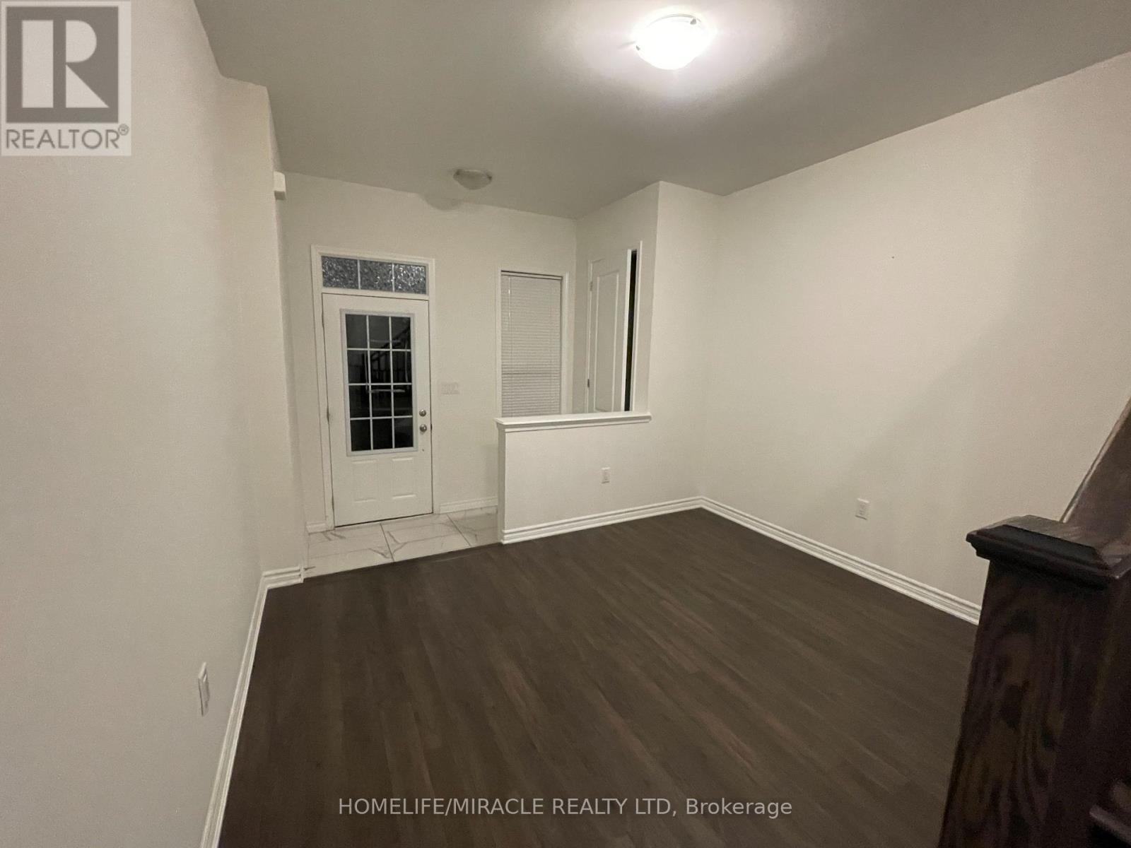 56 Circus Crescent, Brampton, Ontario  L7A 5E3 - Photo 10 - W12524556