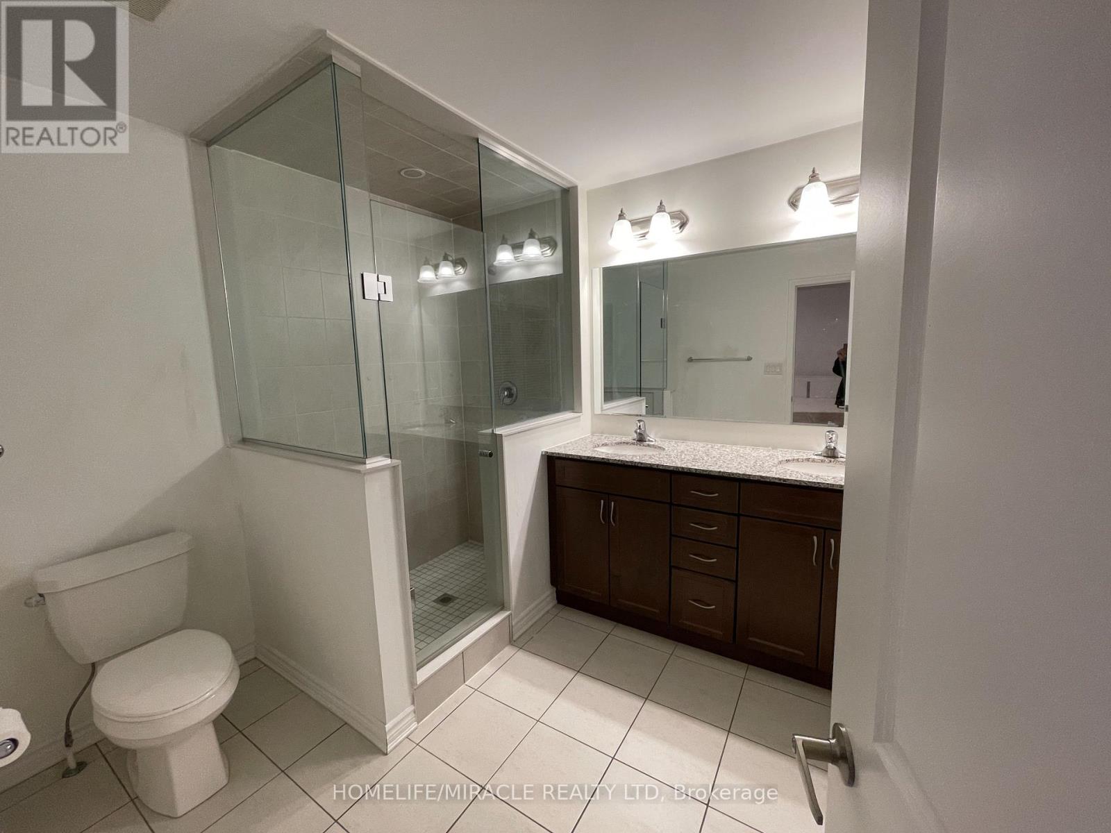 56 Circus Crescent, Brampton, Ontario  L7A 5E3 - Photo 17 - W12524556