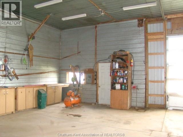 12025 Grove Mills Line, Chatham-Kent, Ontario  N0P 2K0 - Photo 9 - 25028820