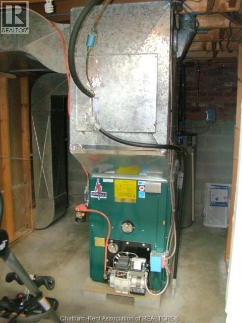 12025 Grove Mills Line, Chatham-Kent, Ontario  N0P 2K0 - Photo 37 - 25028820