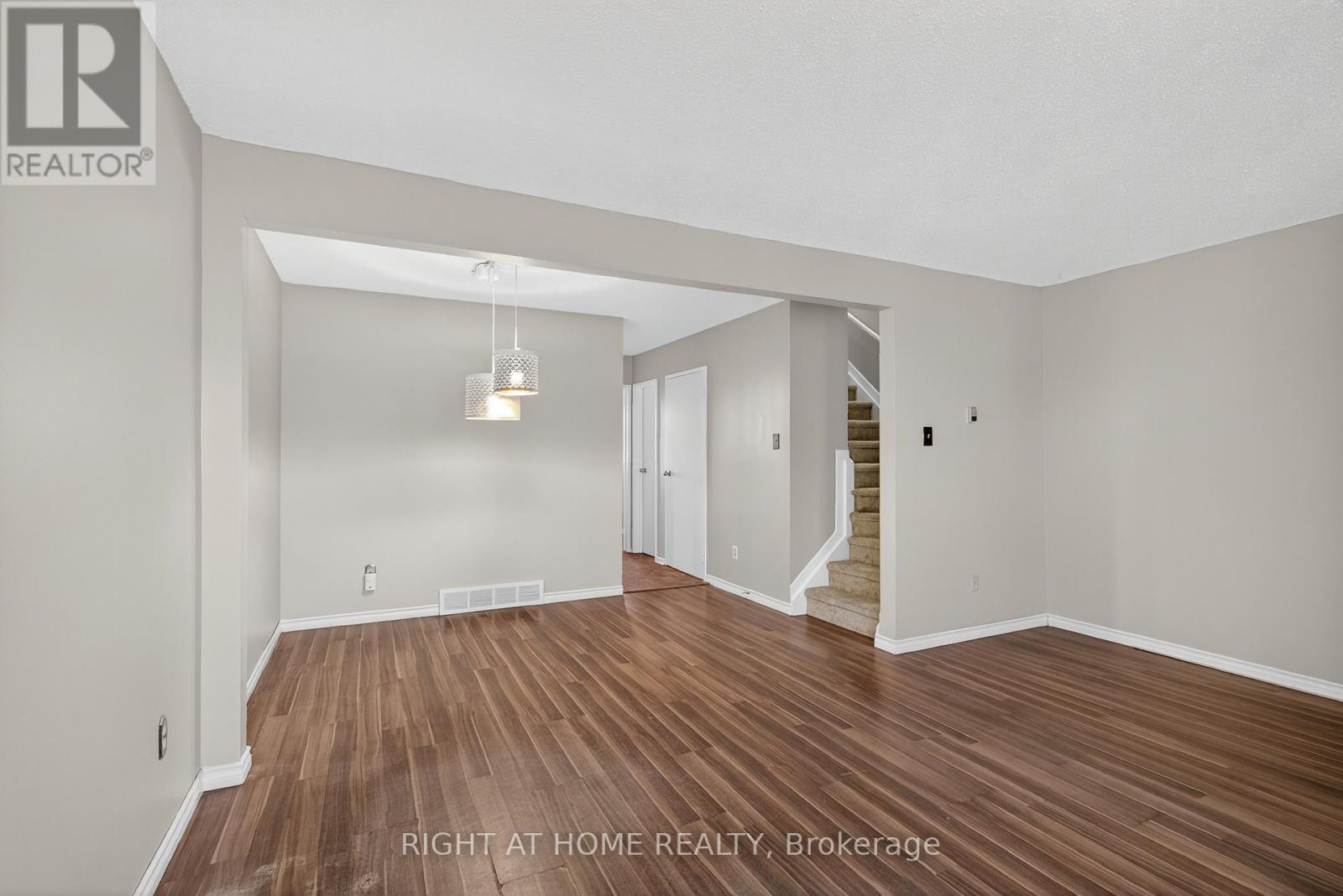 3110 Quail Drive, Ottawa, Ontario  K1T 1V1 - Photo 13 - X12304040