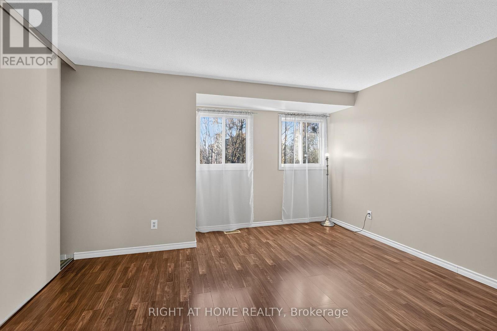 3110 Quail Drive, Ottawa, Ontario  K1T 1V1 - Photo 24 - X12304040