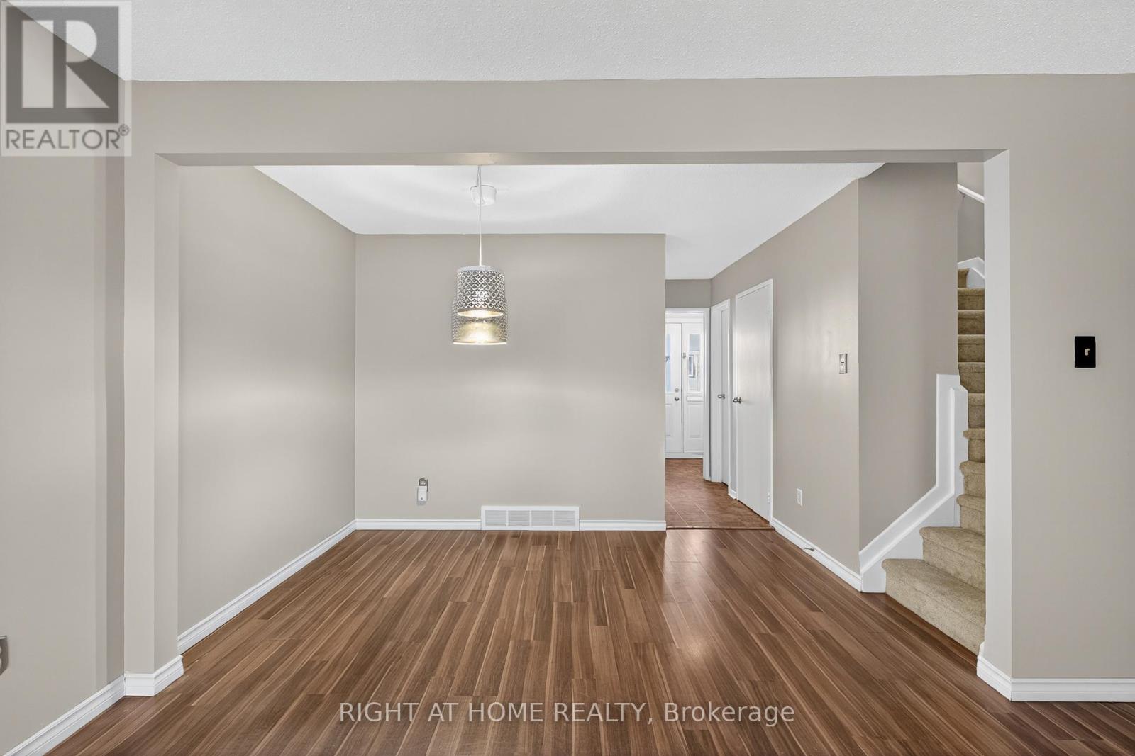 3110 Quail Drive, Ottawa, Ontario  K1T 1V1 - Photo 19 - X12304040