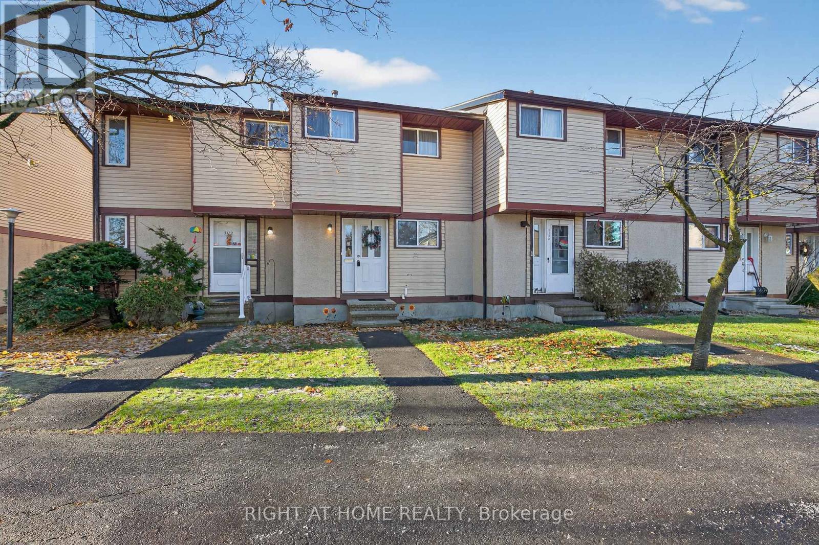 3110 Quail Drive, Ottawa, Ontario  K1T 1V1 - Photo 2 - X12304040