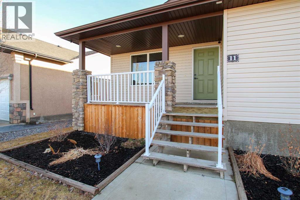 11 Fawn Meadows Drive, Delburne, Alberta  T0M 0V9 - Photo 2 - A2270114
