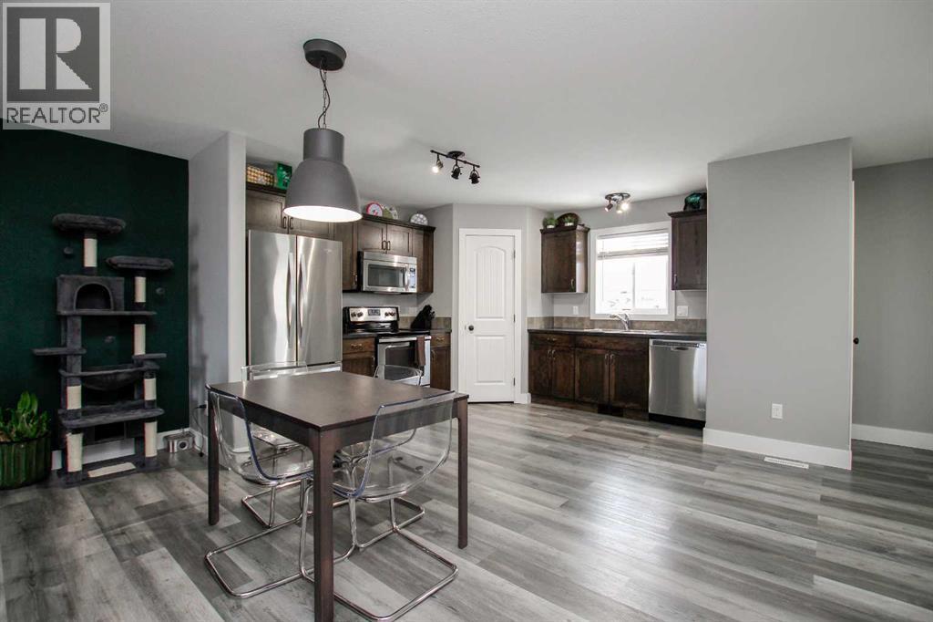 11 Fawn Meadows Drive, Delburne, Alberta  T0M 0V9 - Photo 9 - A2270114