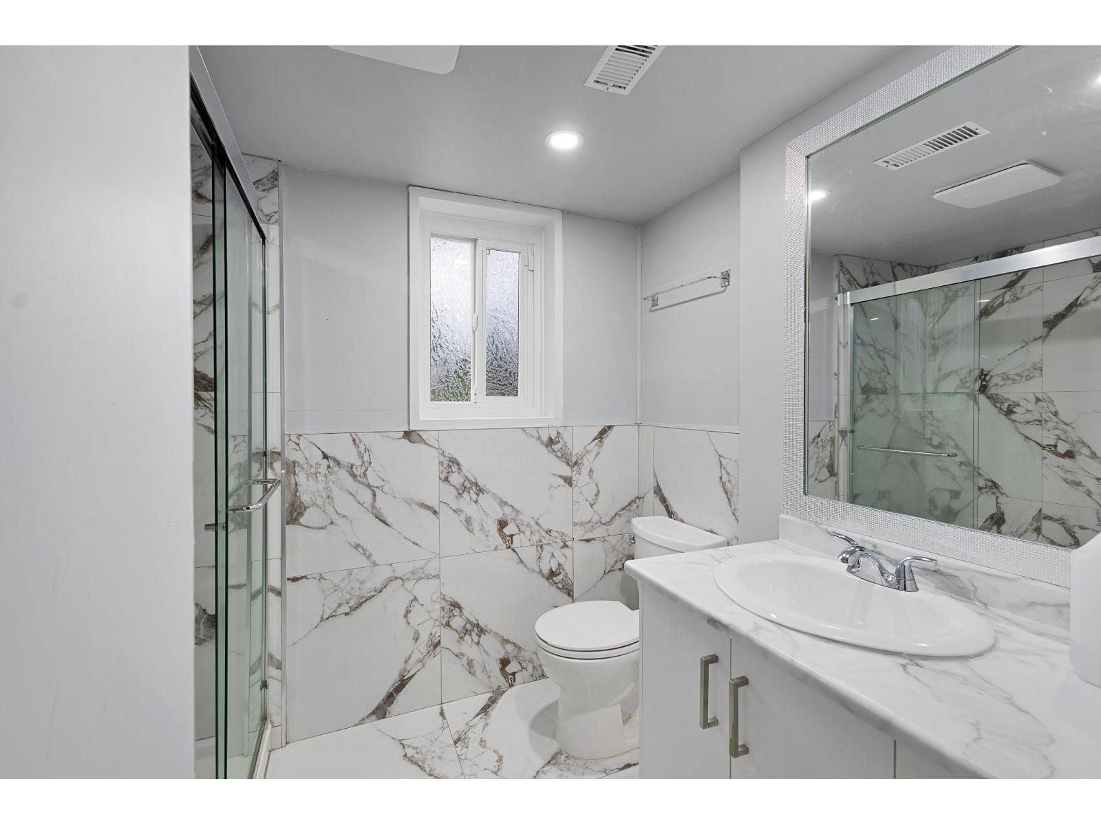 34521 Laburnum Avenue, Abbotsford, British Columbia  V2S 4V3 - Photo 11 - R3068563