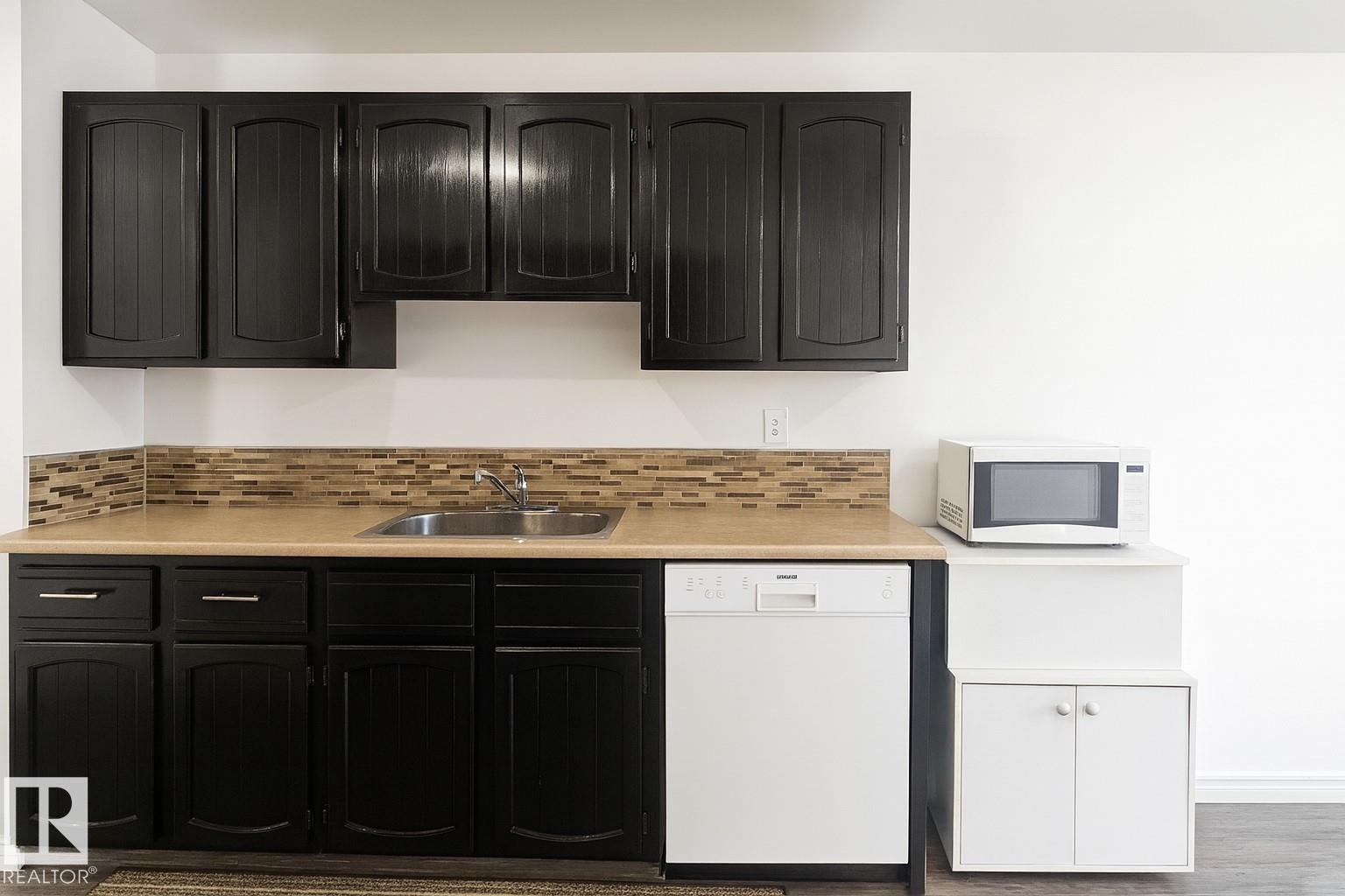 #404 3610 43 Av Nw, Edmonton, Alberta  T6L 5T2 - Photo 11 - E4466551