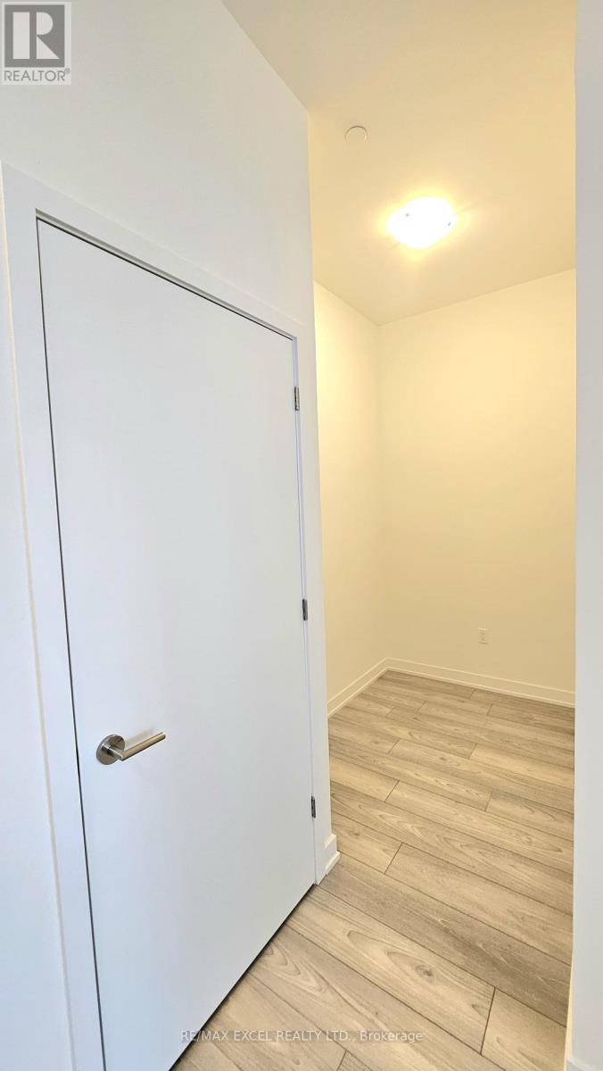 210 - 5858 Yonge Street, Toronto, Ontario  M2M 3T3 - Photo 2 - C12569804