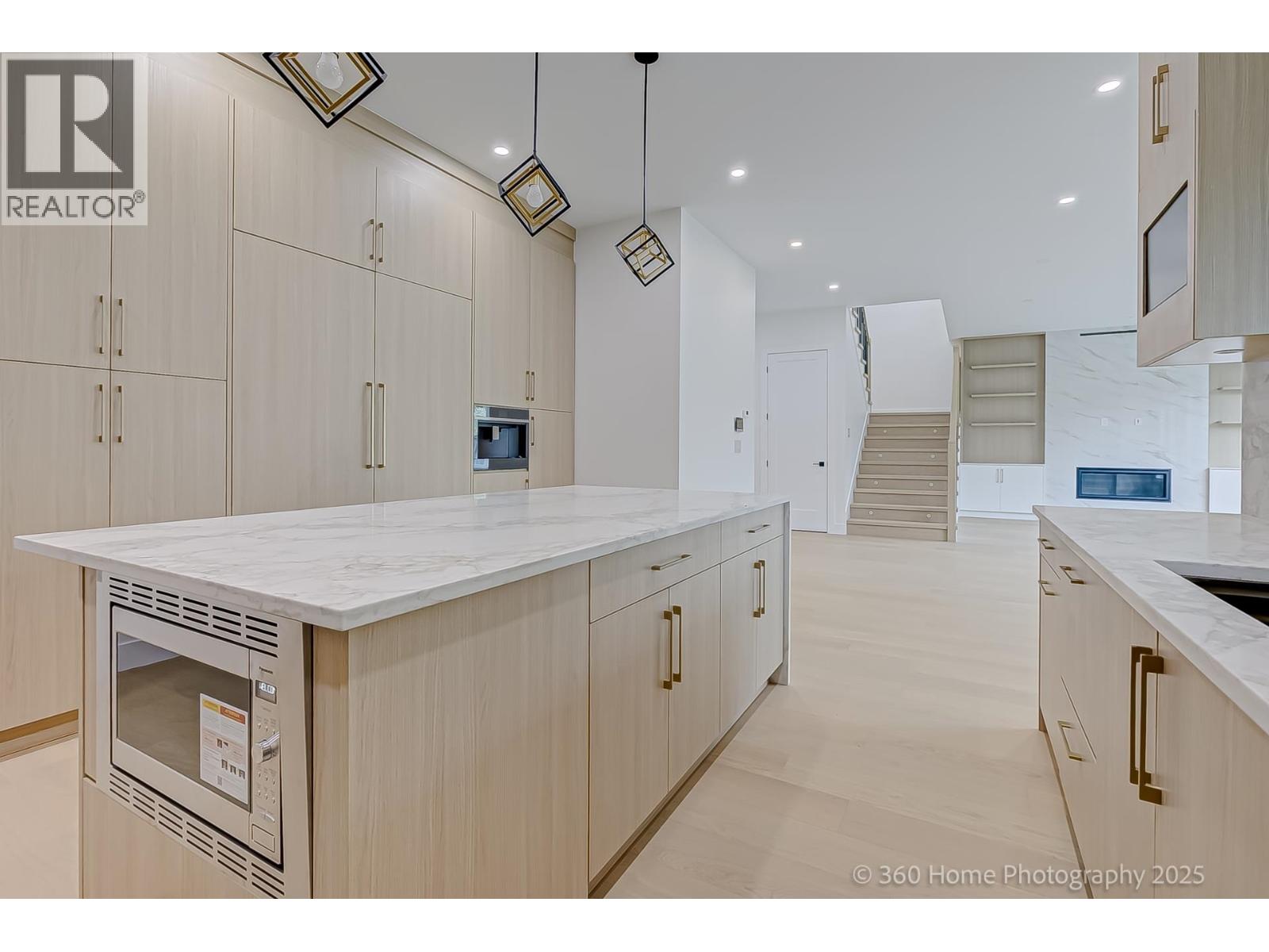 3252 Allan Road, North Vancouver, British Columbia  V7J 3C5 - Photo 9 - R3069472