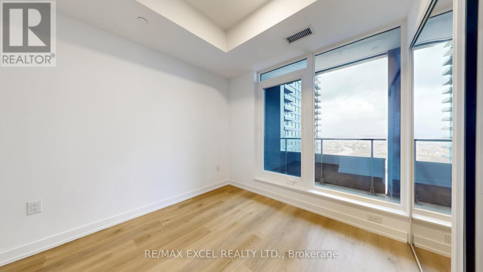 1903 - 395 Square One Drive, Mississauga, Ontario  L5B 0P6 - Photo 19 - W12565094