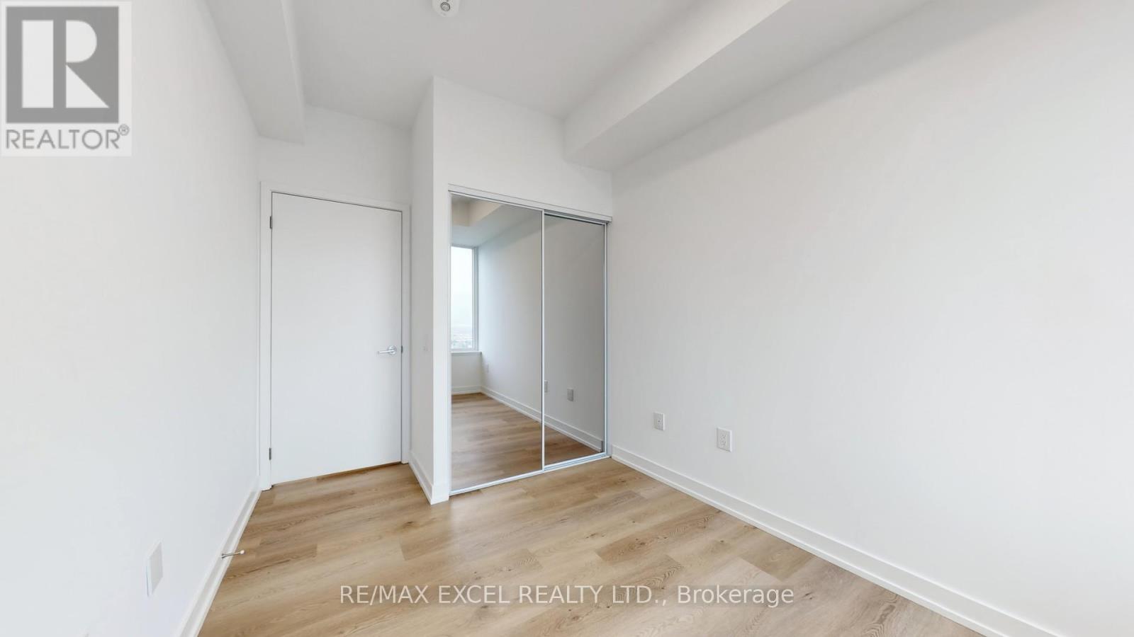 1903 - 395 Square One Drive, Mississauga, Ontario  L5B 0P6 - Photo 25 - W12565094