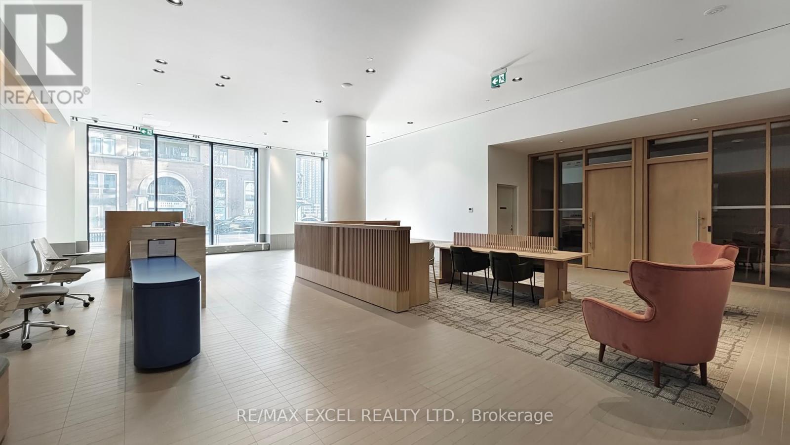 1903 - 395 Square One Drive, Mississauga, Ontario  L5B 0P6 - Photo 5 - W12565094