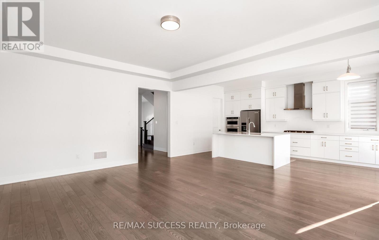 3130 Travertine Drive N, Oakville, Ontario  L6M 4L8 - Photo 14 - W12494628