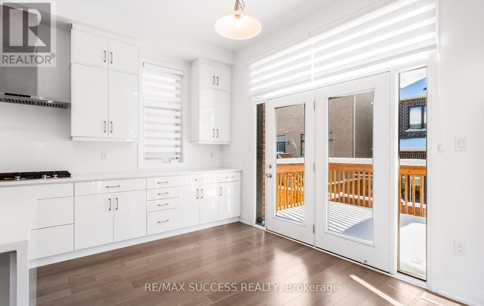 3130 Travertine Drive N, Oakville, Ontario  L6M 4L8 - Photo 16 - W12494628