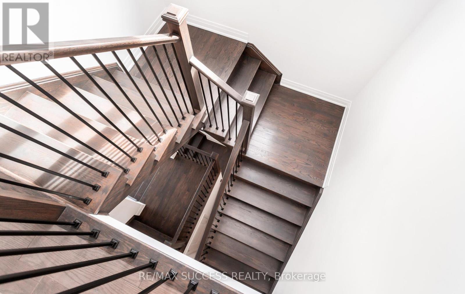 3130 Travertine Drive N, Oakville, Ontario  L6M 4L8 - Photo 21 - W12494628