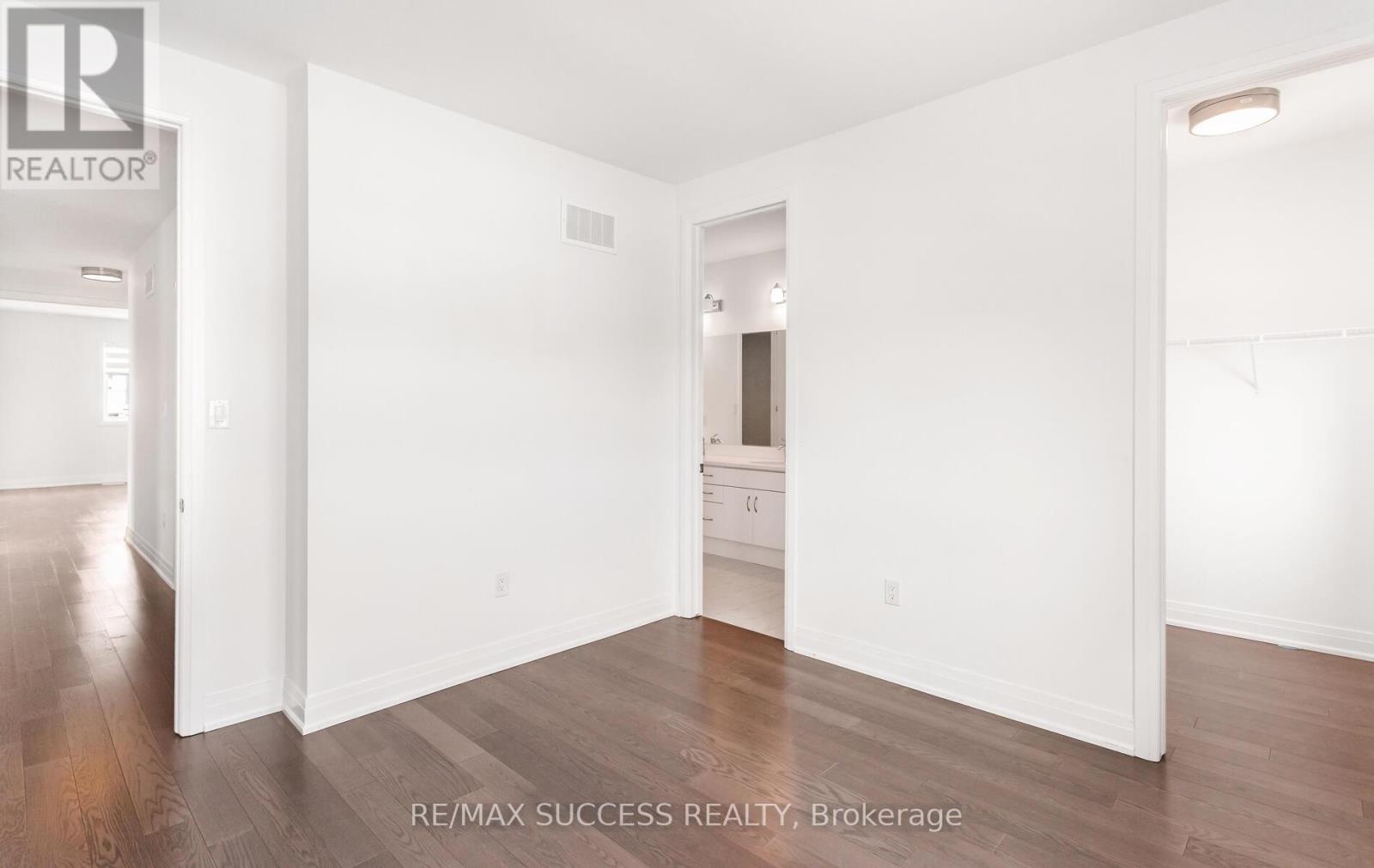 3130 Travertine Drive N, Oakville, Ontario  L6M 4L8 - Photo 49 - W12494628