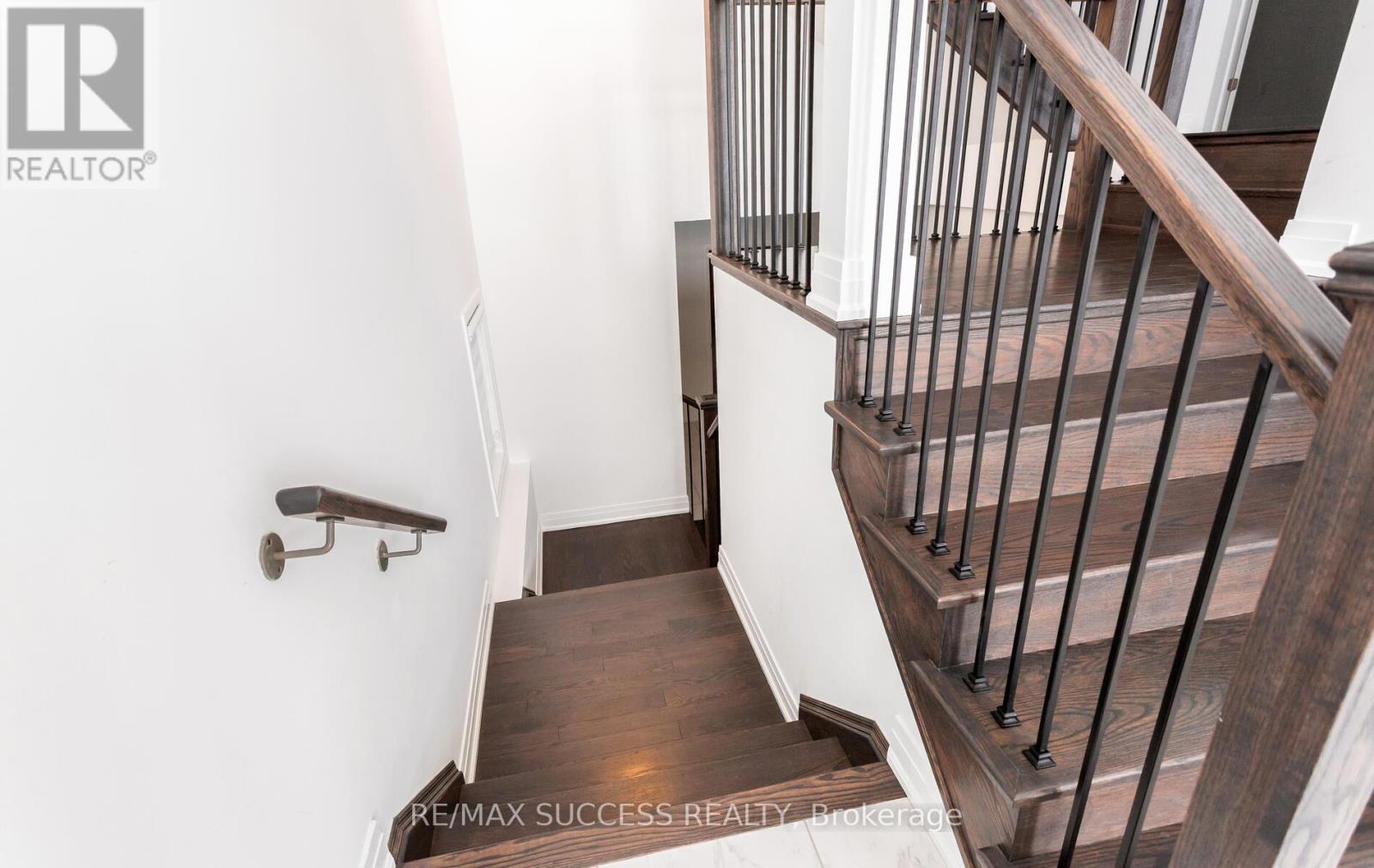 3130 Travertine Drive N, Oakville, Ontario  L6M 4L8 - Photo 35 - W12494628