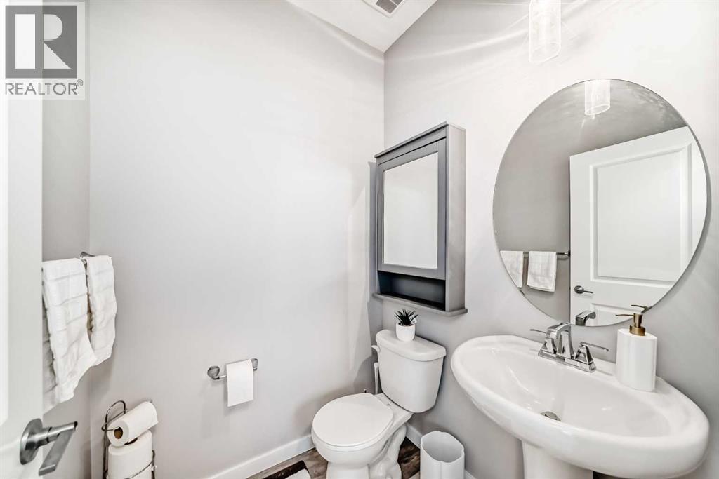 1810 Baywater Drive Sw, Airdrie, Alberta  t4b 4h2 - Photo 14 - A2272252