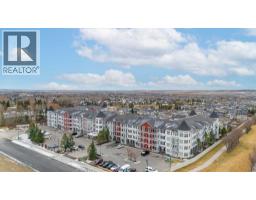 422, 1 Crystal Green Lane Crystal Green