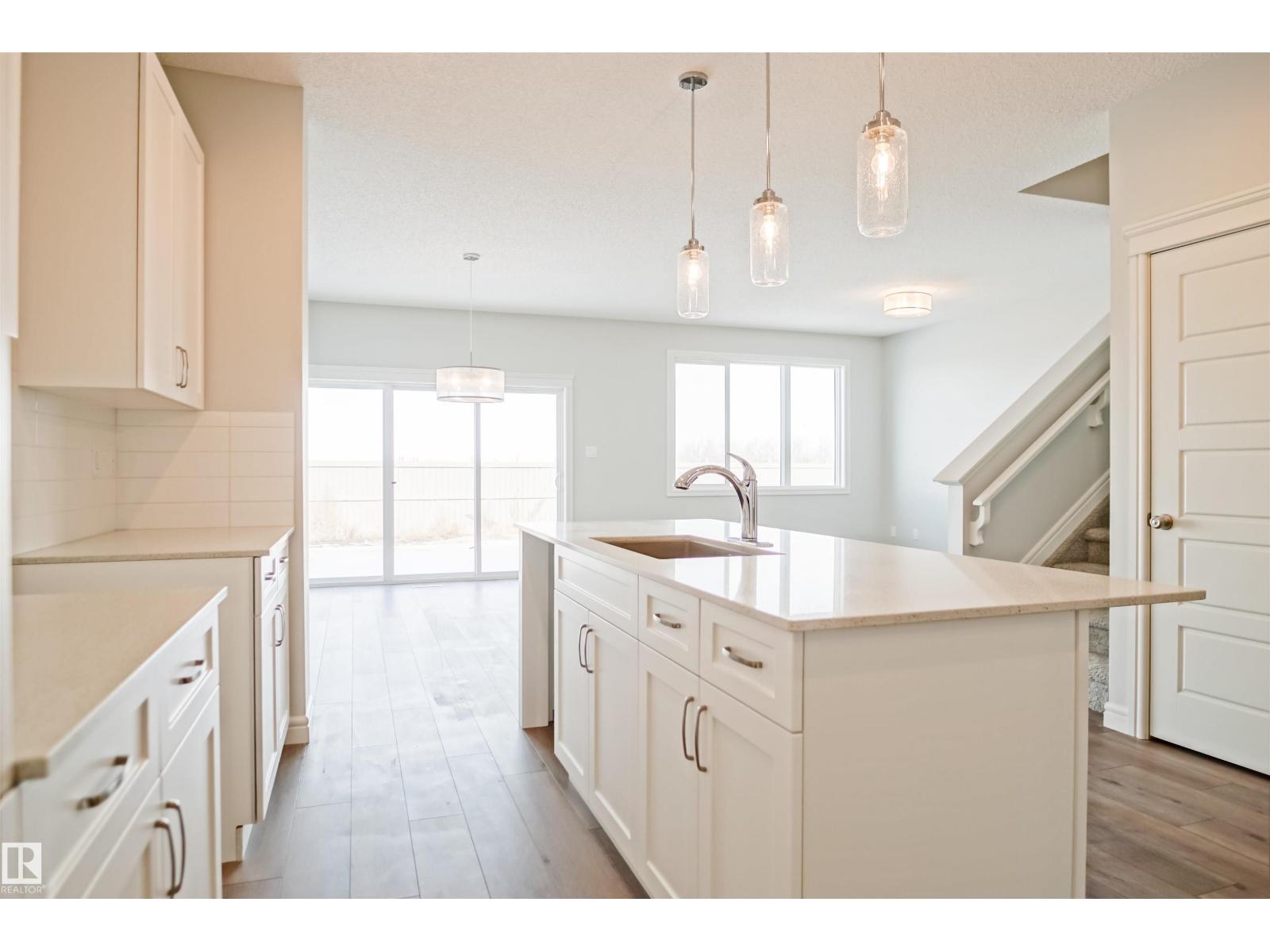 17639 46 St Nw, Edmonton, Alberta  T5Y 4B7 - Photo 10 - E4466556