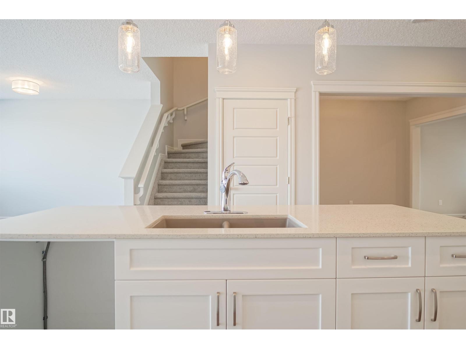 17639 46 St Nw, Edmonton, Alberta  T5Y 4B7 - Photo 11 - E4466556