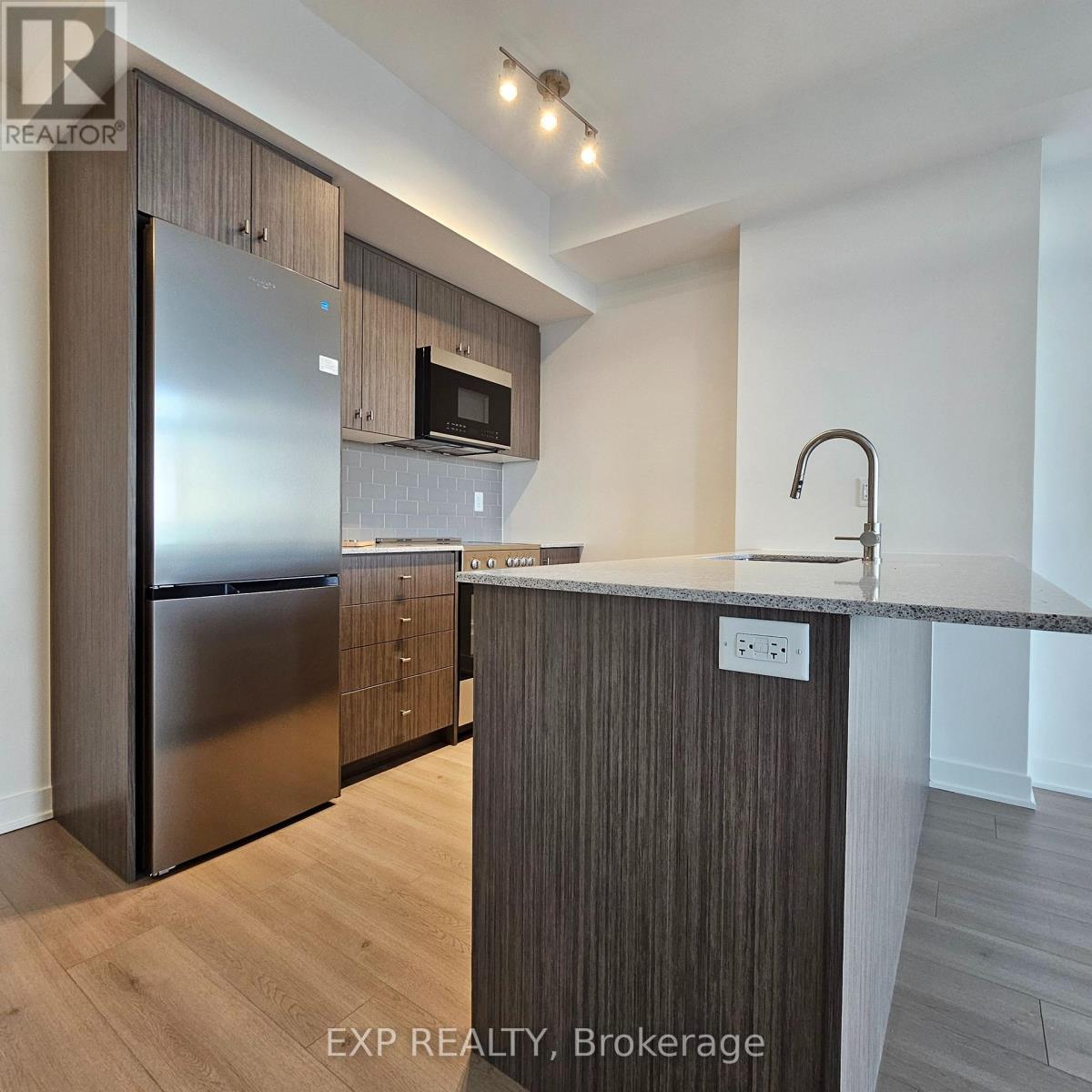 2702 - 25 Wellington Street S, Kitchener, Ontario  N2G 0G5 - Photo 10 - X12566688