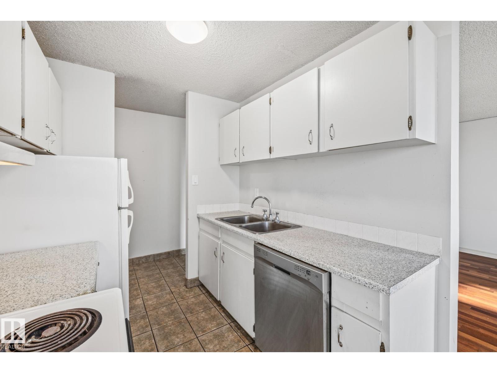 #702 10015 119 St Nw, Edmonton, Alberta  T5K 1Y7 - Photo 19 - E4466562