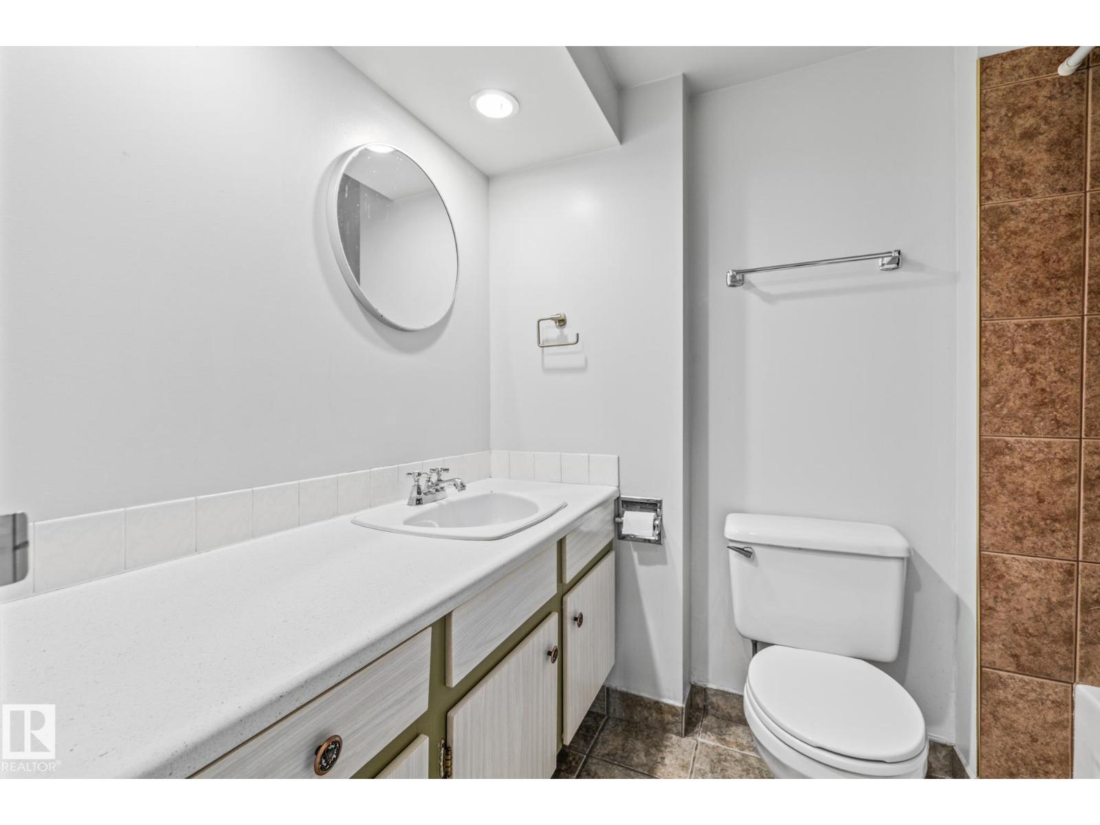 #702 10015 119 St Nw, Edmonton, Alberta  T5K 1Y7 - Photo 25 - E4466562