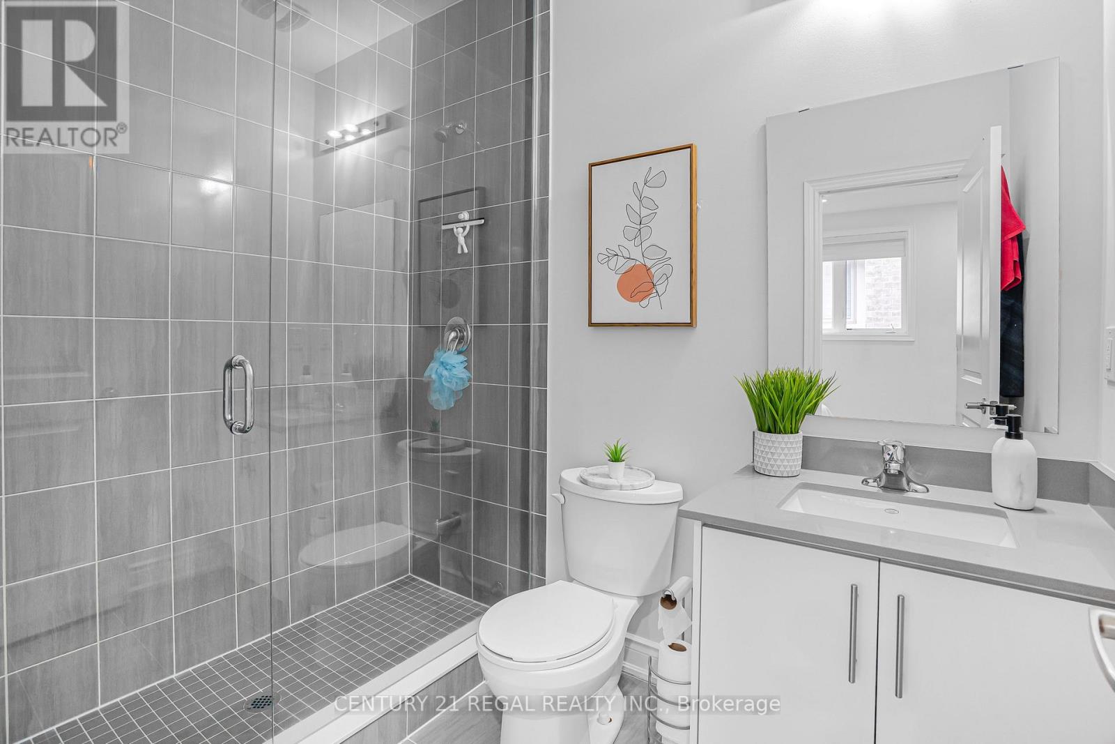 15 Ballanview Court, Whitchurch-Stouffville, Ontario  L4A 4W9 - Photo 29 - N12569820