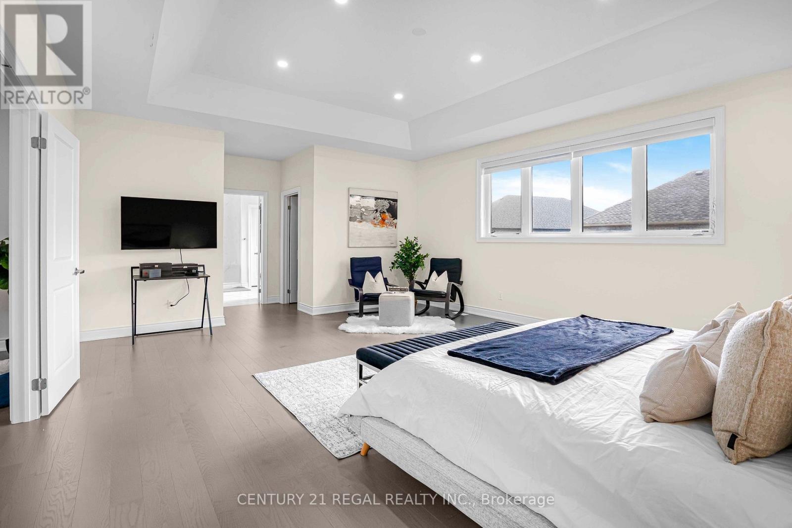 15 Ballanview Court, Whitchurch-Stouffville, Ontario  L4A 4W9 - Photo 36 - N12569820