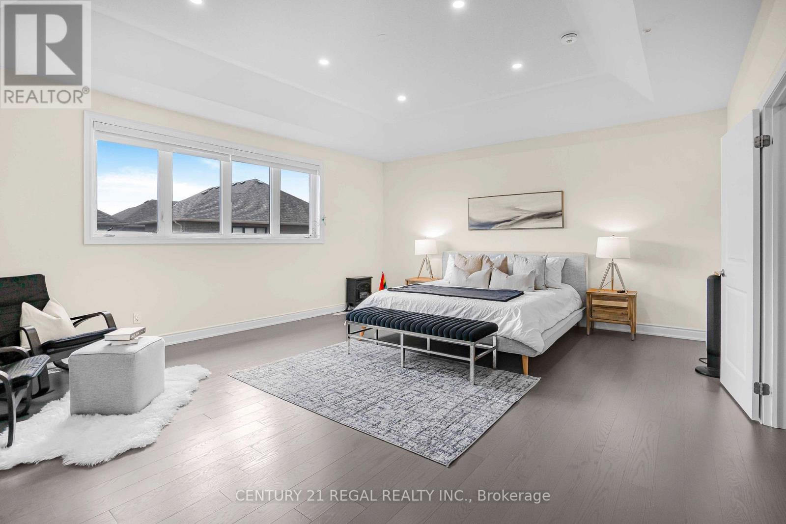 15 Ballanview Court, Whitchurch-Stouffville, Ontario  L4A 4W9 - Photo 37 - N12569820