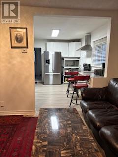 7801 Woodbine Street, Niagara Falls, Ontario  L2H 1C4 - Photo 4 - X12569826