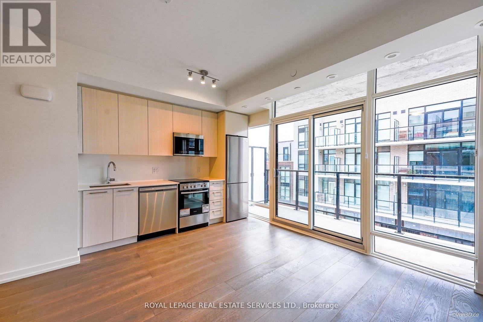 6 - 861 Sheppard Avenue W, Toronto, Ontario  M3H 0E9 - Photo 5 - C12543638