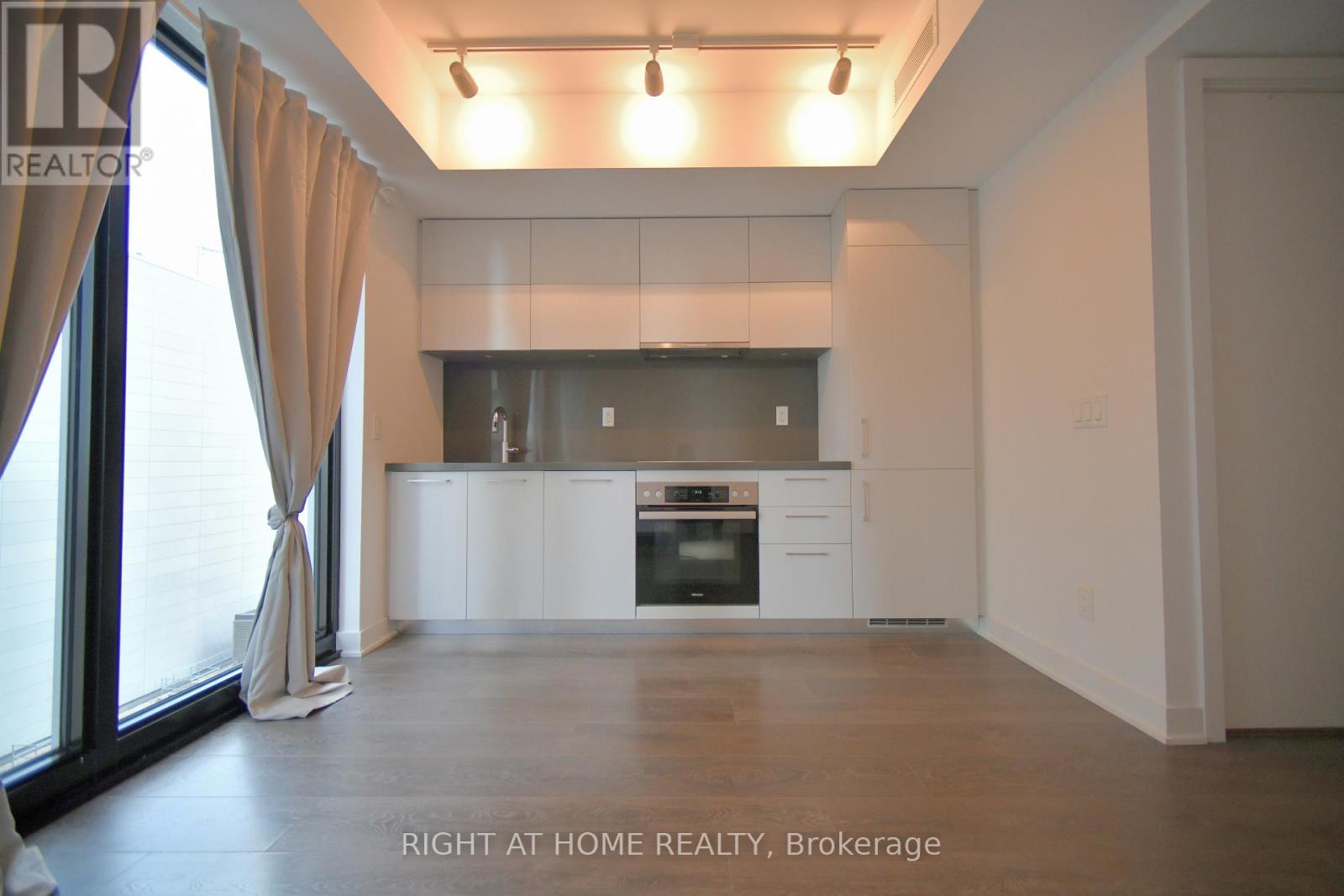 1201 - 188 CUMBERLAND STREET, Toronto, Ontario