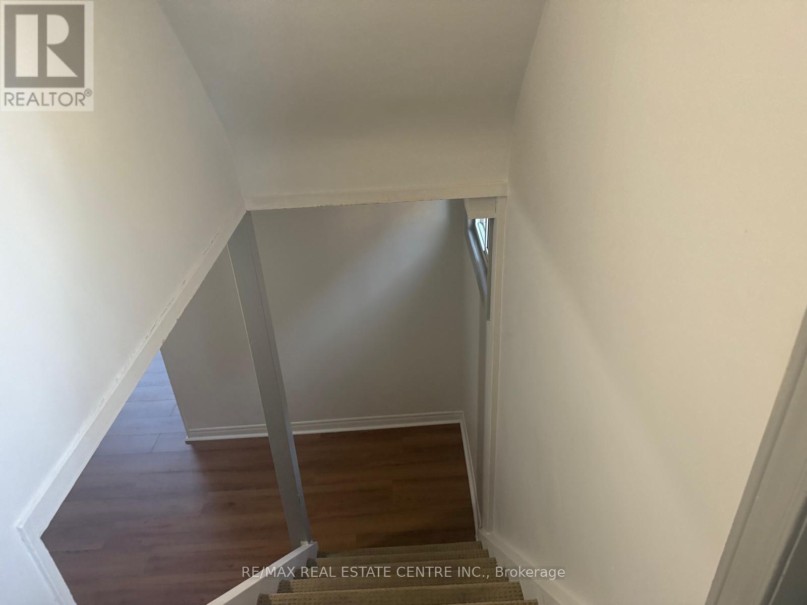 416 Lees Lane, Oakville, Ontario  L6L 4S7 - Photo 26 - W12392863