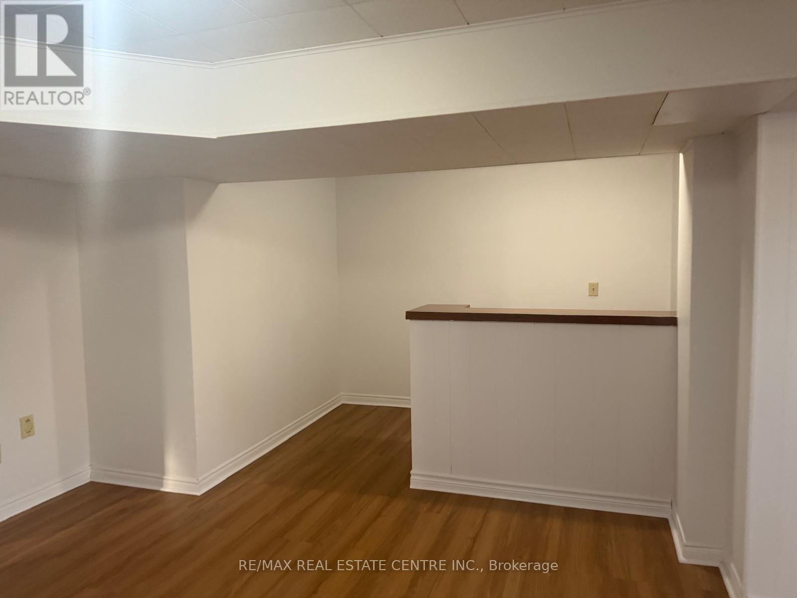 416 Lees Lane, Oakville, Ontario  L6L 4S7 - Photo 22 - W12392863