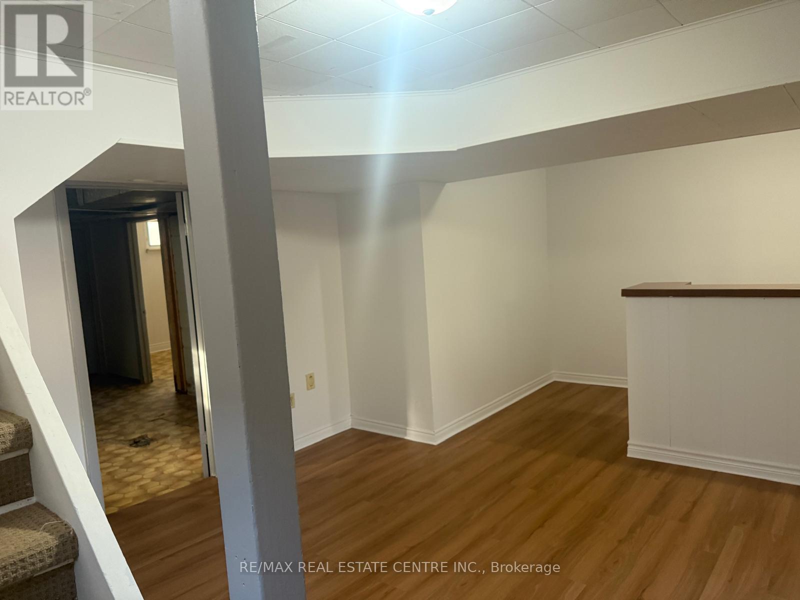 416 Lees Lane, Oakville, Ontario  L6L 4S7 - Photo 24 - W12392863