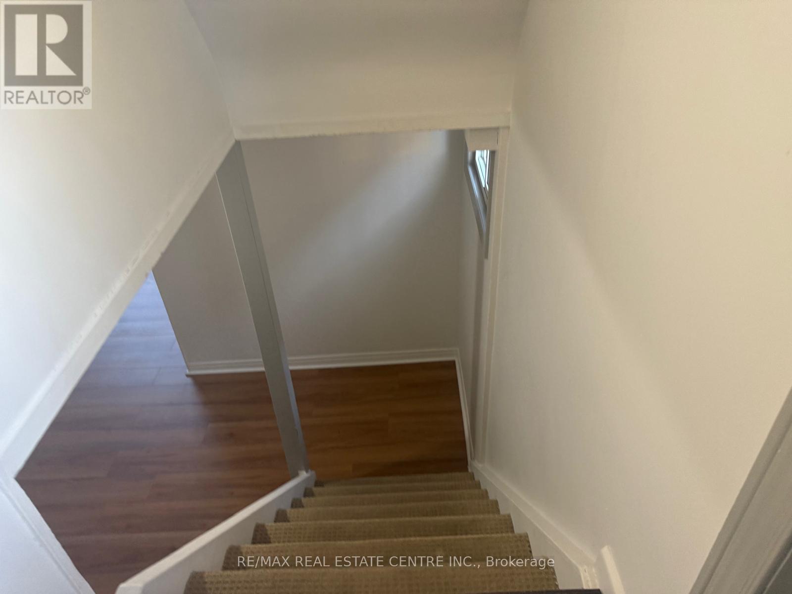 416 Lees Lane, Oakville, Ontario  L6L 4S7 - Photo 25 - W12392863