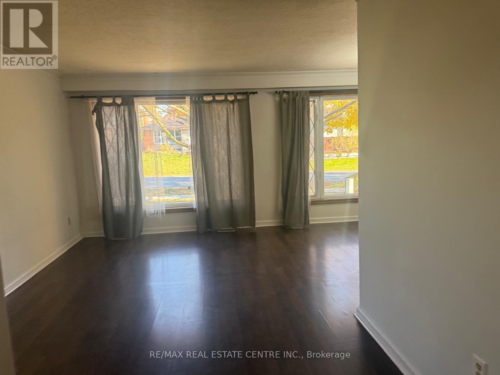 416 Lees Lane, Oakville, Ontario  L6L 4S7 - Photo 47 - W12392863