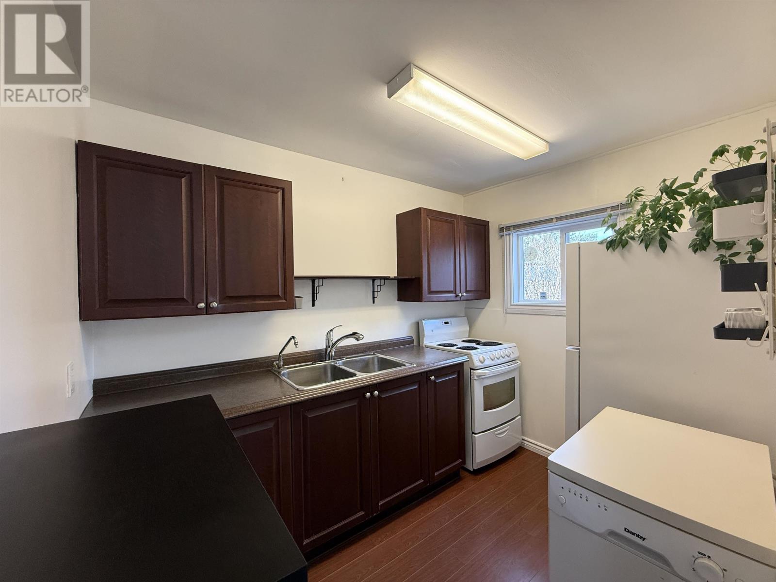 636 Vickers St N, Thunder Bay, Ontario  P7C 4B7 - Photo 9 - TB253479