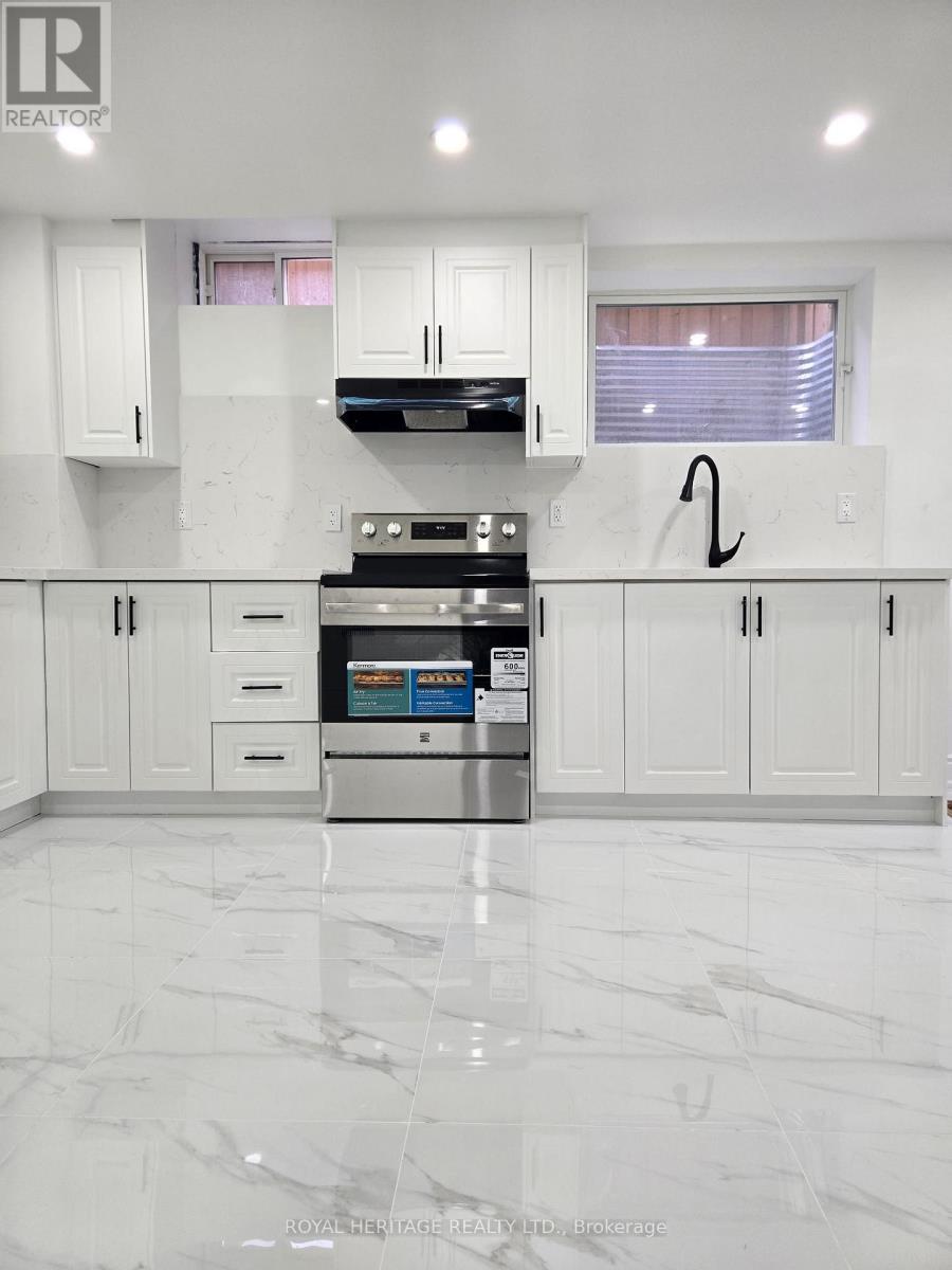 985 Black Cherry Drive, Oshawa, Ontario  L1K 0P2 - Photo 9 - E12568958